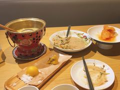 -关东小磨东北菜(上海长风大悦城店)