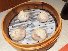 双拼小笼（蟹粉+鲜肉）-穿蒸引鲜·嗲记(正大广场店)
