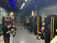 -开阳里游泳健身