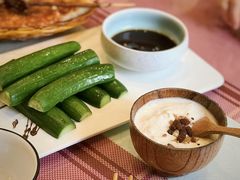 蘸酱小黄瓜-巴依老爷新疆美食(清华东门店)
