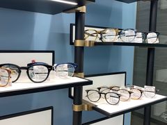 -LensCrafters亮视点·OAKLEY精选(静安嘉里中心店)