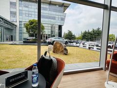 -奔驰上海利星(七宝店)