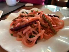 酸萝卜炒牛肉-娜玛瑟德餐厅(宇拓路店)
