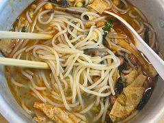 -丽丽三鲜螺蛳粉(田林路店)