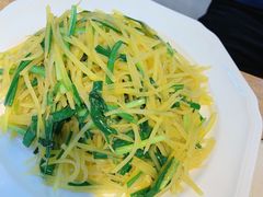 韭菜炒土豆丝-马家烧麦(中街店)