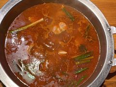 -野山舂·贵州现舂酸汤牛肉(鸿通城店)