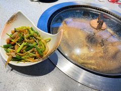 -蘸小院铁锅炖·蘸酱菜·东北菜(怀远门店)