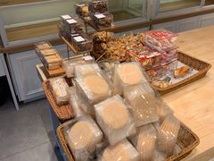 -玥儿弯弯手作烘焙(中海国际社区御城店)
