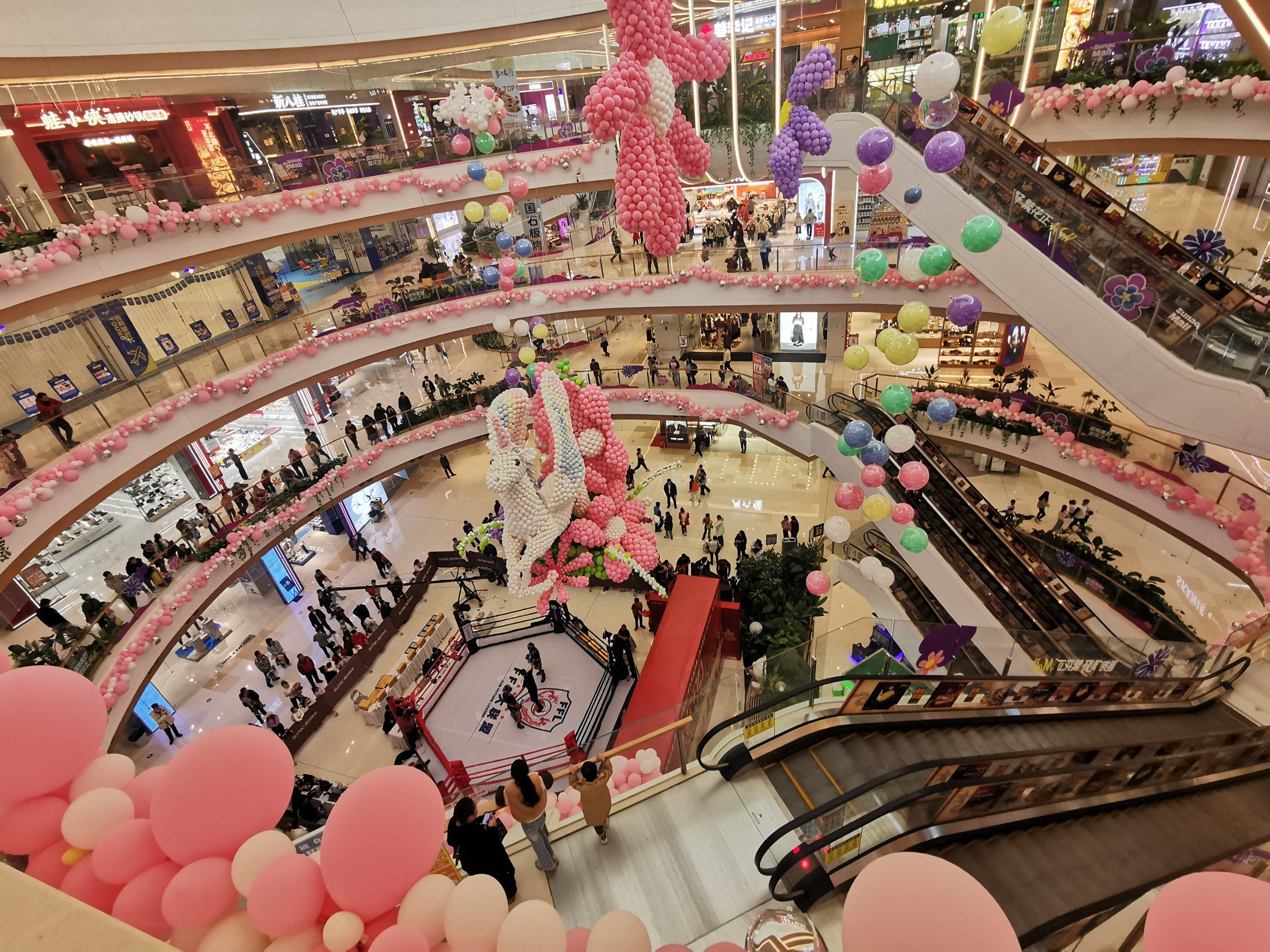 商场好热闹