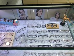 -简·爱眼镜(赛隆眼镜广场店)
