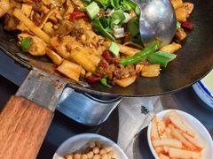 -富正毅三下锅(体育馆店)