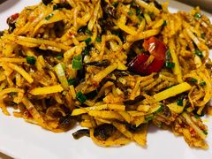 茄子柞炒土豆丝-一栋洋楼云南菜馆