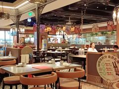 大堂-耶里夏丽·丝路国际新疆菜·清真食品(徐汇南丹东路臻选店)
