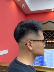 -贝勒爷专业男发