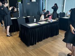 -奔驰上海利星(七宝店)