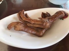 卤鸭掌-地婆美食(洞庭东岸店)