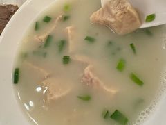 -三两春肚肺汤(崂山路店)