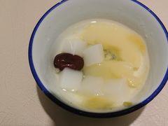 -老码头黑皮肘子锅包肉(赣水路店)