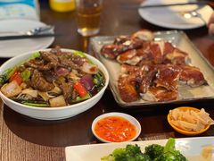 港式干炒牛河-皇后餐厅-煲仔·小菜·打边炉(古北店)