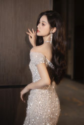 -莫小姐婚纱