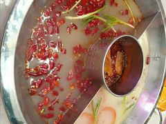 -佬土鹅肠火锅(解放路店)