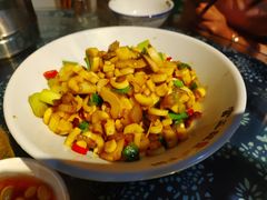 腊肉炒野山笋-富正毅三下锅(大庸府城店)