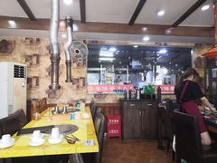 -牛信亭韩国料理·炭火烤肉(紫藤路店)