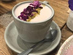 Rose&nbsp;tea&nbsp;latte-FLOVIE FLORIST CAFE