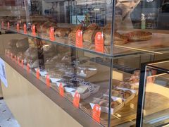 面包甜点陈列柜-老梦面包CHEZMOREL(麦子店)