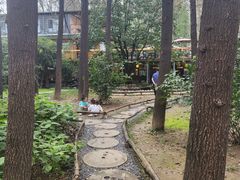 -林间山庄