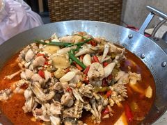 -昱龙大盆牛蛙馆(三兴街总店)