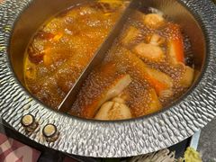 -牛YO寿喜烧·铁板烧和牛火锅自助(市府恒隆店)