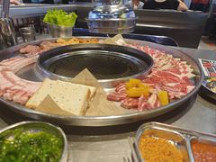 -哈哈碳都·牛肋条无限自助烤肉(台江万达店)