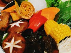 -呷哺呷哺(融创茂店)