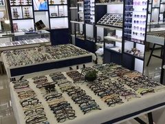 -三叶眼镜城·好视力眼镜店