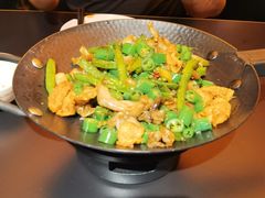 爆炒尖椒鱼泡牛蛙锅-探鱼·鲜青椒爽麻烤鱼(北京路天河城店)