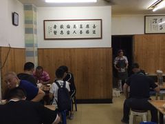 等位区-老字号贾家肉丸糊辣汤(光明巷店)
