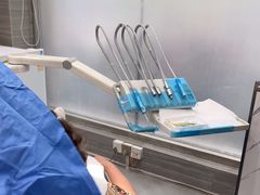 -上海仁爱医院口腔科 · 种植