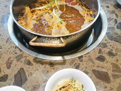 -乳仔牛牦牛汤锅 烤羊排(松潘古城店)