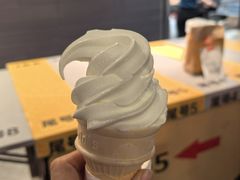 -麦当劳甜品站(高德置地广场春广场店)
