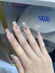 -瞧·享轻奢美甲美睫