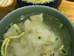 -新梅华·茶点餐厅(欧尚店)