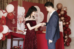 -莫小姐婚纱