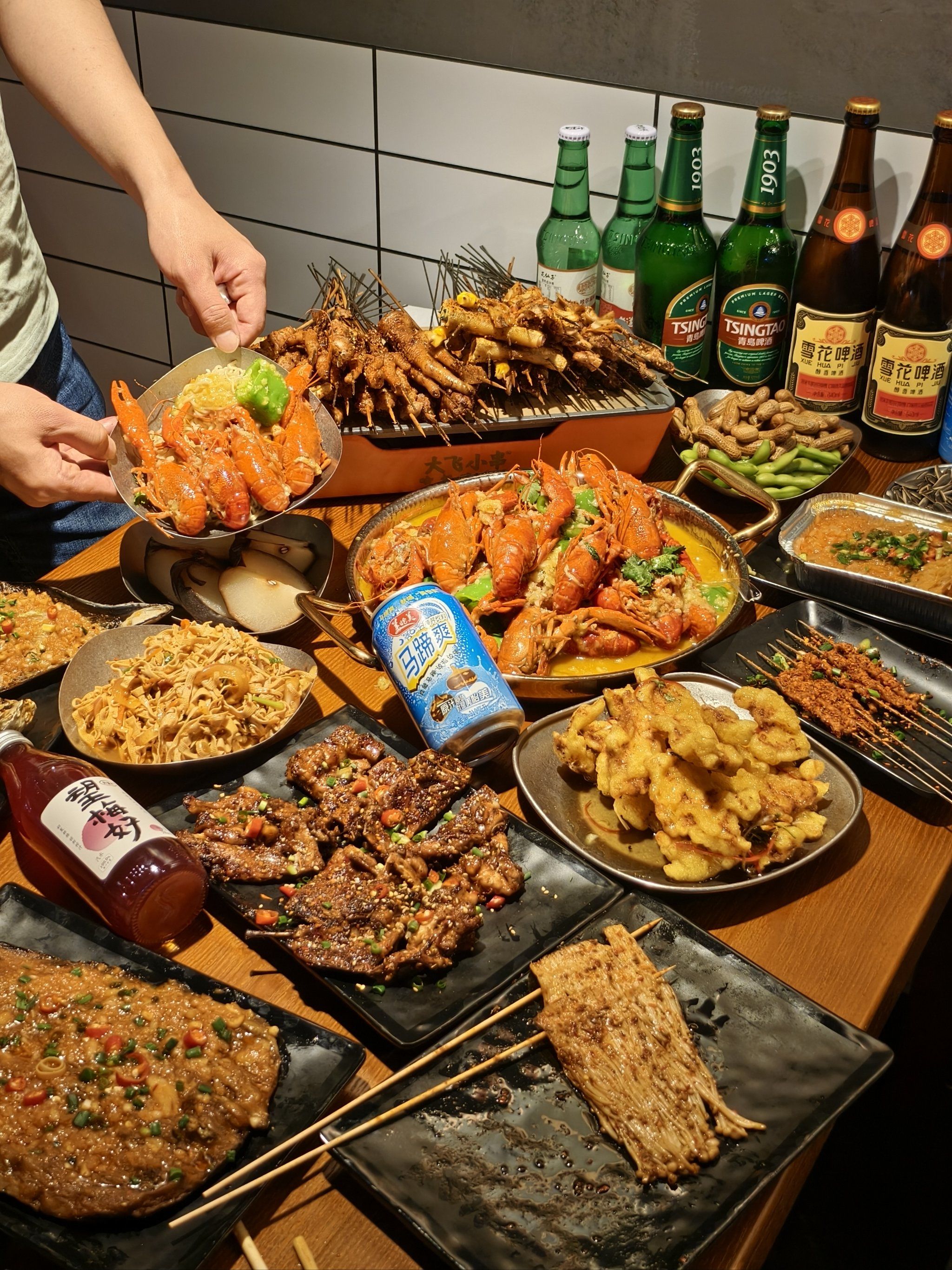 夜宵时间烧烤大餐