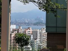 -香港大学