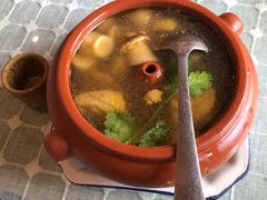 -小厨子私房菜·云南美食店