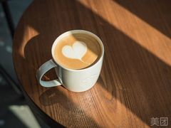 -星巴克(七宝领展广场1F店)