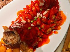 松鼠桂鱼-吴越荣记·苏州菜·松鼠桂鱼(月光码头店)