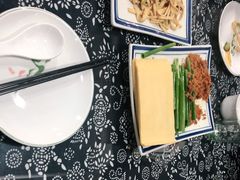 -八两八金·莱芜特色炒鸡(市南漳浦路店)
