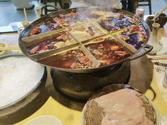 -白乐天毛肚火锅馆(南滨路店)